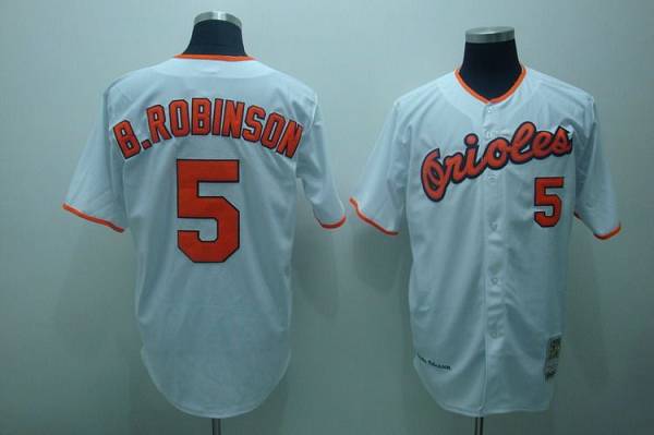 Custom Fan-Made Brooks Robinson Baltimore Orioles #5 White Throwback Baseball Jersey